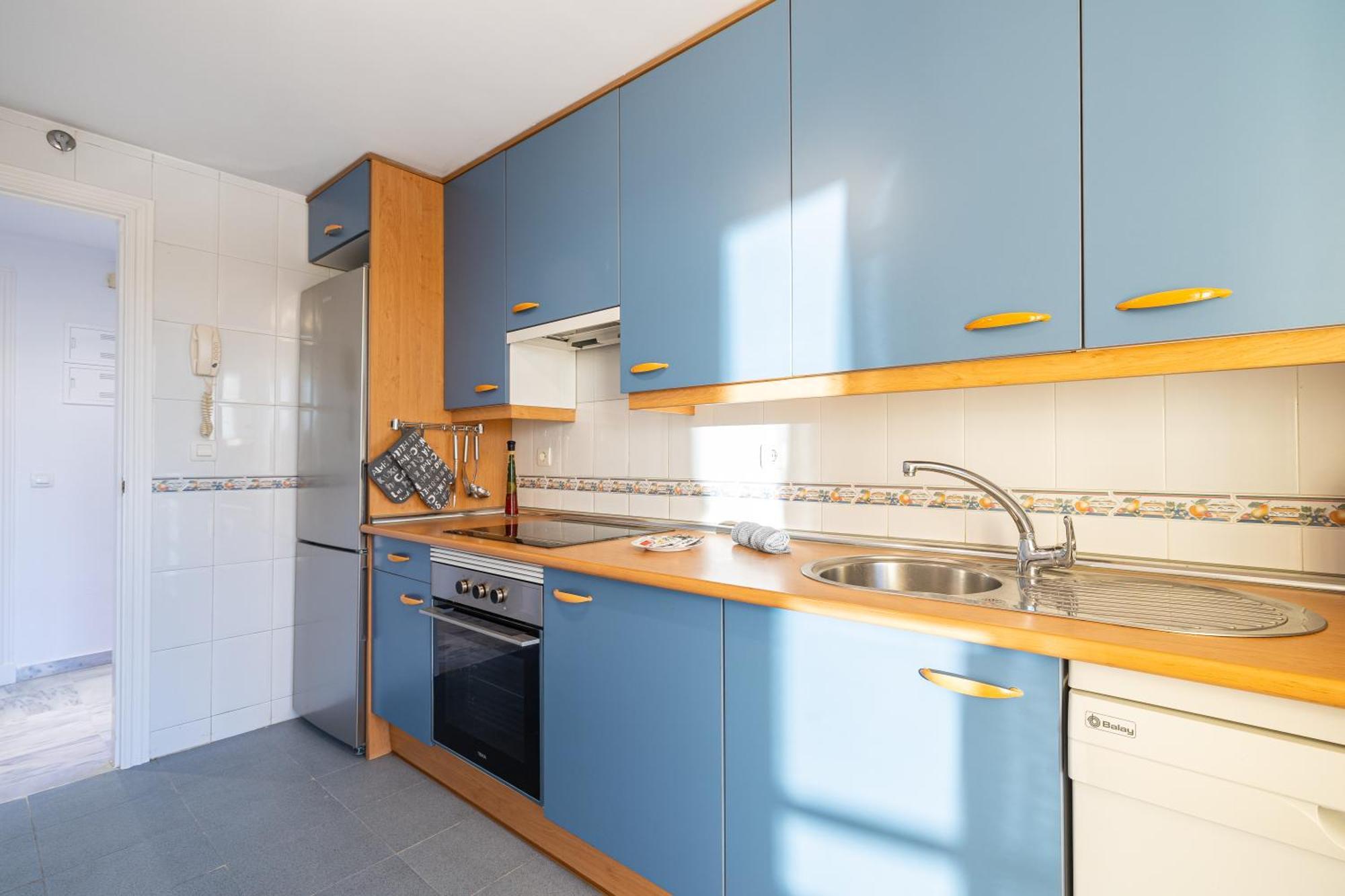 בנאלמדנה Holidays2Nueva Torrequebrada 2 Bedrooms And 2 Bathrooms, Terrace, Community Pool And Garage מראה חיצוני תמונה