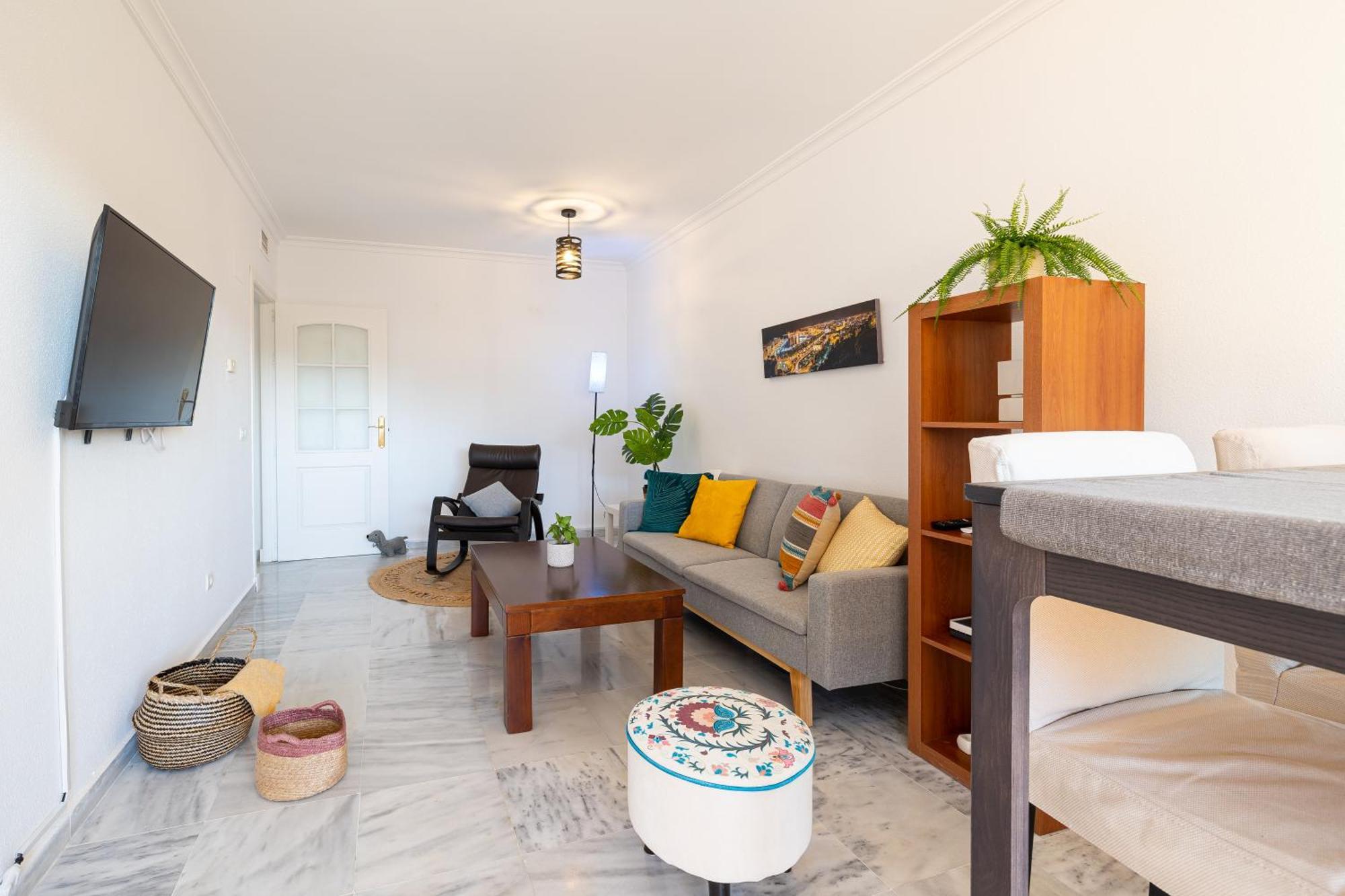 בנאלמדנה Holidays2Nueva Torrequebrada 2 Bedrooms And 2 Bathrooms, Terrace, Community Pool And Garage מראה חיצוני תמונה